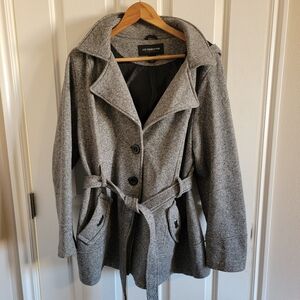 Womens Liz Claiborne XL Gray knit jacket with removable hood and belt Like New